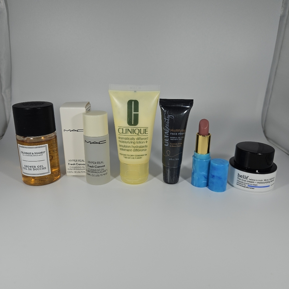 Beauty Lot (6 DELUXE SAMPLE-SIZES + 1 MYSTERY FREE FULL-SIZE)
